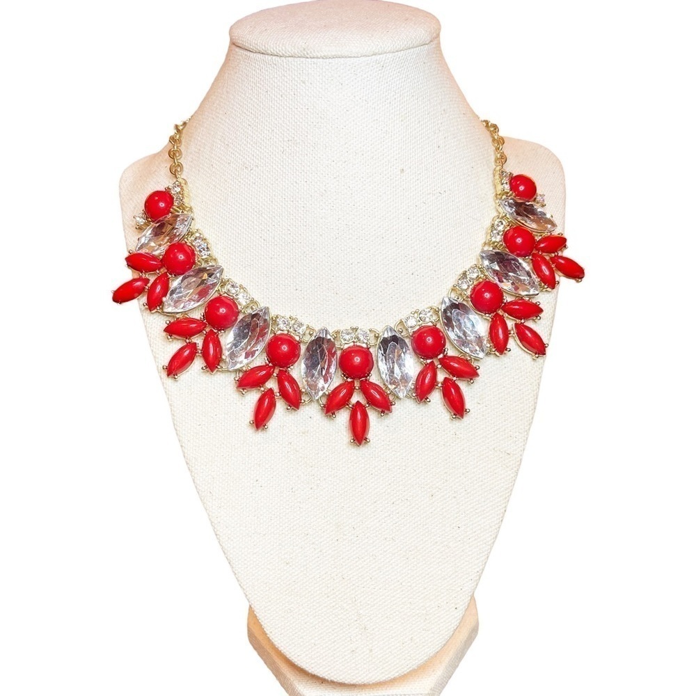 B. Watts Faux Coral Bead‎ & Rhinestones Statement Necklace Gold Toned Hardware
